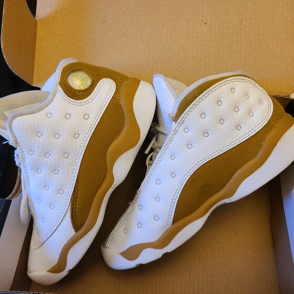 10c Jordan Shoes - Picture 3 of 5